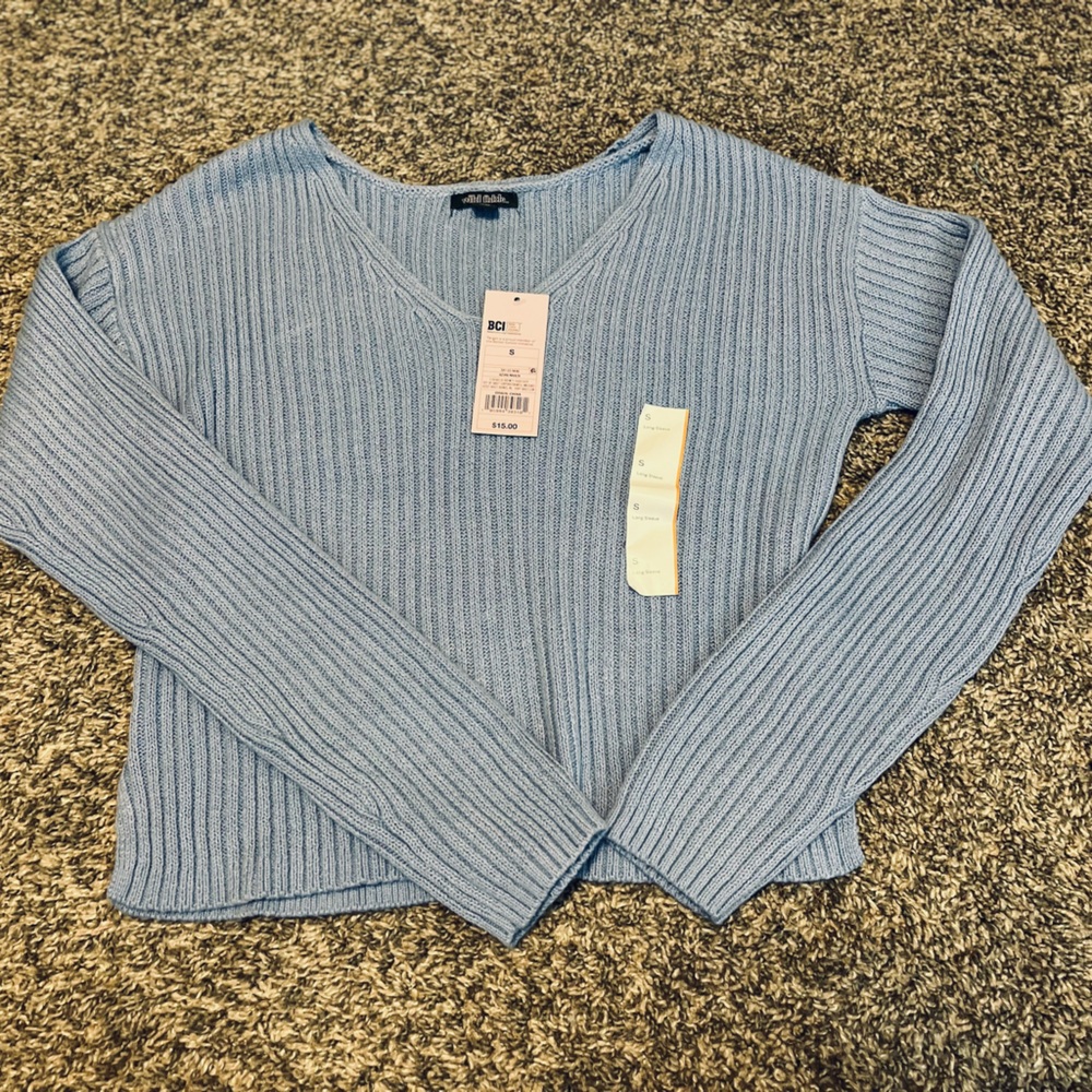 wild fable light blue sweater —size small